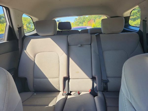 2016 HYUNDAI SANTA FE GI — SUVN