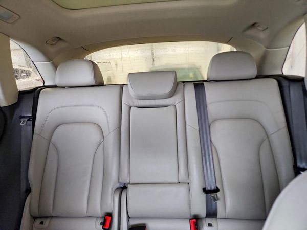 2017 AUDI Q5 quattro Premium Plus — SUVN