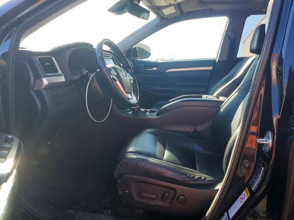 2018 TOYOTA HIGHLANDER SE/XLE — DENT