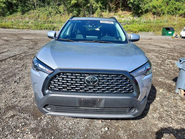 2022 TOYOTA COROLLA CROSS LE — DIRF
