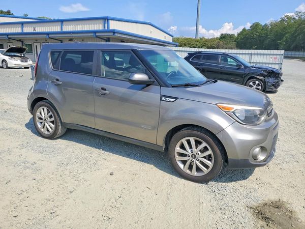 2019 KIA SOUL Plus — Passenger 3/4