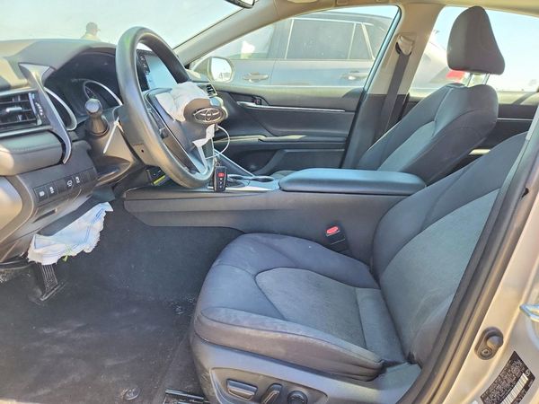 2021 TOYOTA CAMRY — DENT