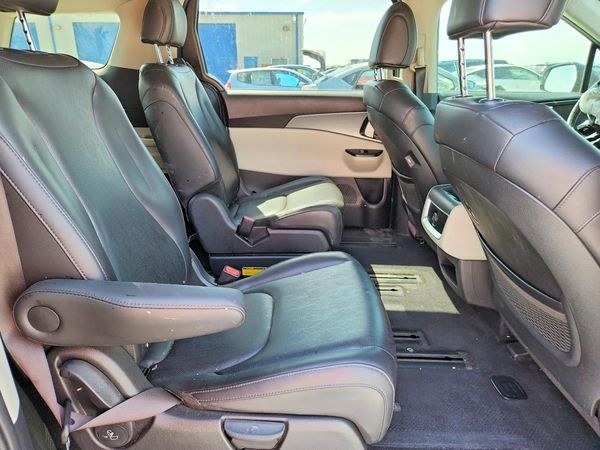 2022 KIA CARNIVAL LX, LX Seat Package — PSRS