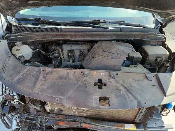 2022 KIA CARNIVAL LX, LX Seat Package — Engine bay