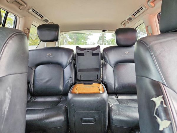 2014 INFINITI QX80 — SUVN