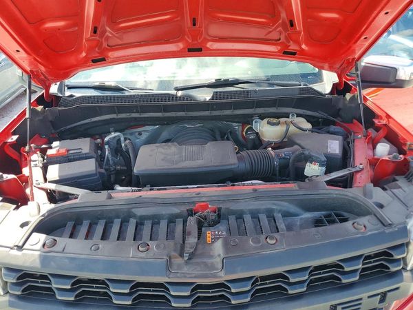 2021 CHEVROLET SILVERADO Work Truck — Engine bay