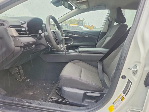2025 TOYOTA CAMRY — DENT
