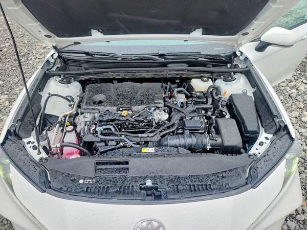 2025 TOYOTA CAMRY — Engine bay