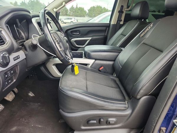 2019 NISSAN TITAN — DENT