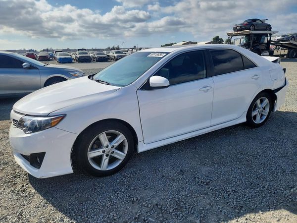 2012 TOYOTA CAMRY — DSFA — Front 3/4