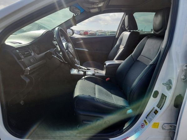 2012 TOYOTA CAMRY — DENT