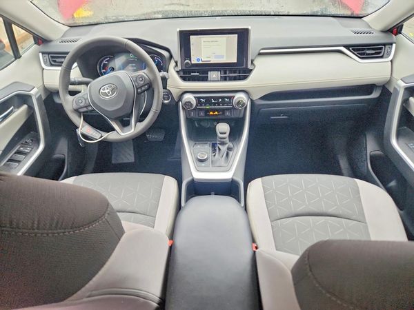 2025 TOYOTA RAV4 XLE — CKPT