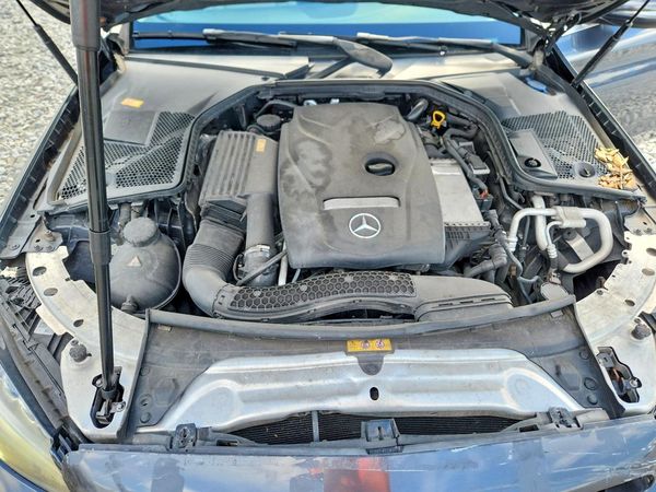 2016 MERCEDES-BENZ C C300-4M — Engine bay