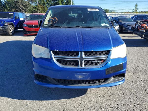 2013 DODGE GRAND CARAVAN SE — DIRF