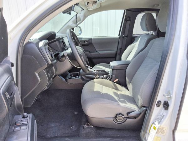 2021 TOYOTA TACOMA SR5 — DENT
