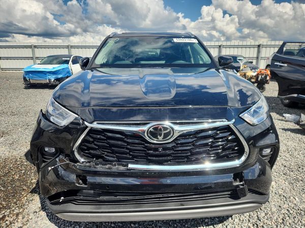 2026 TOYOTA HIGHLANDER Platinum — DIRF