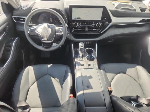 2026 TOYOTA HIGHLANDER Platinum — CKPT