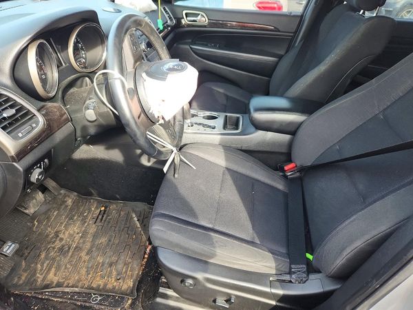 2012 JEEP CHEROKEE Laredo — DENT