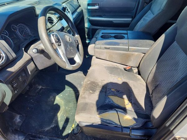 2015 TOYOTA TUNDRA SR5 Grade — DENT