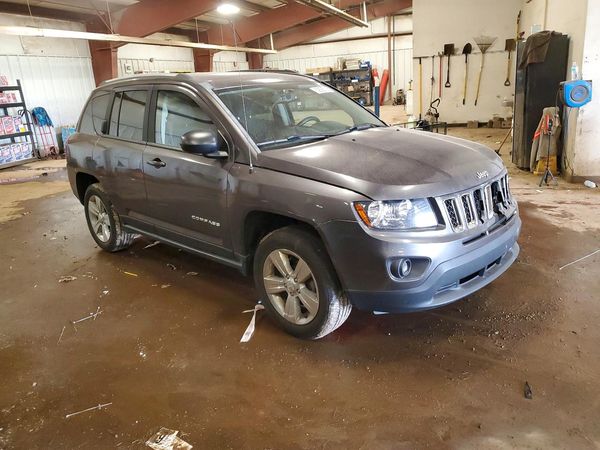 2016 JEEP COMPASS Sport — Passenger 3/4