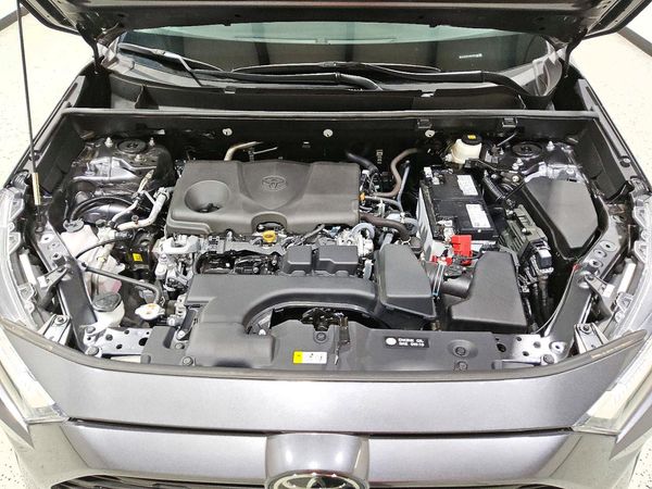 2025 TOYOTA RAV4 — Engine bay