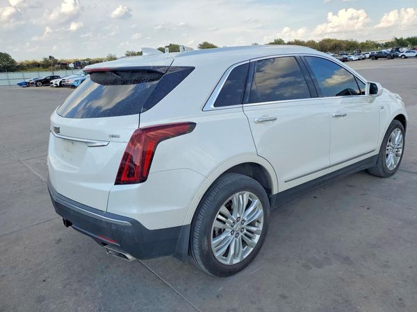 2019 CADILLAC XT5 Premium Luxury — PSRA