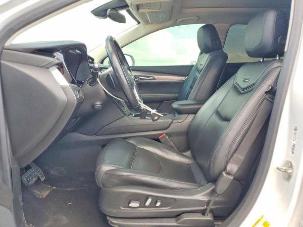 2019 CADILLAC XT5 Premium Luxury — DENT