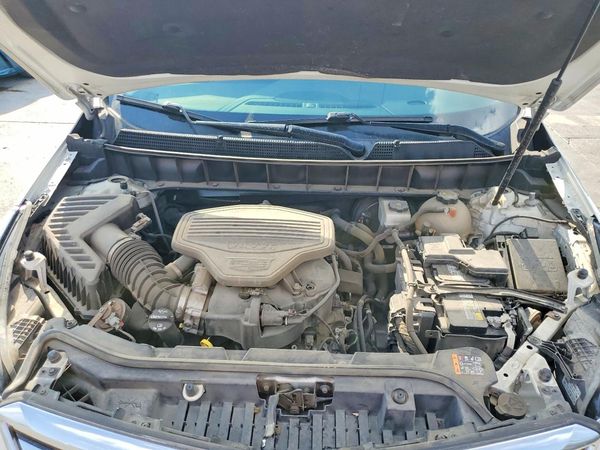 2019 CADILLAC XT5 Premium Luxury — Engine bay