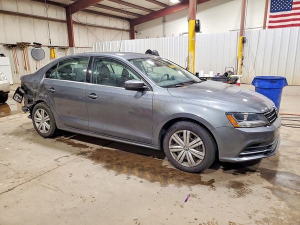 2017 VOLKSWAGEN JETTA S — Passenger 3/4