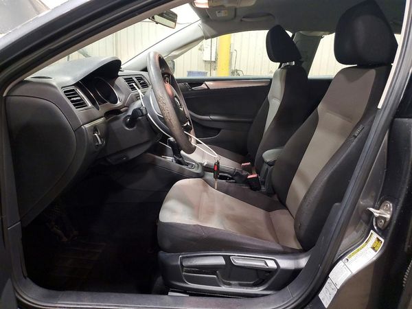 2017 VOLKSWAGEN JETTA S — DENT