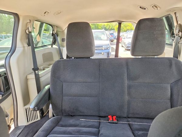 2019 DODGE GRAND CARAVAN SE — SUVN