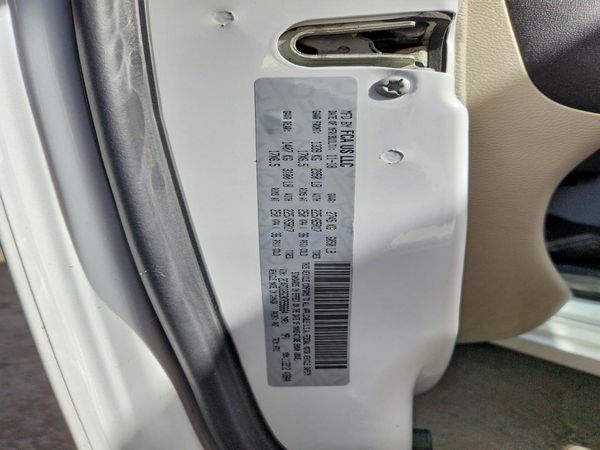2019 DODGE GRAND CARAVAN SE — VINS