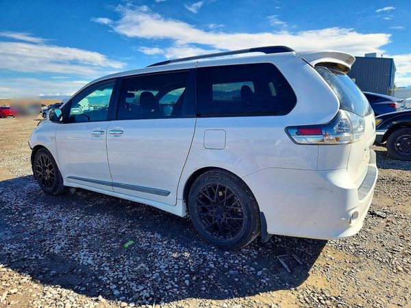 2016 TOYOTA SIENNA — DSRA