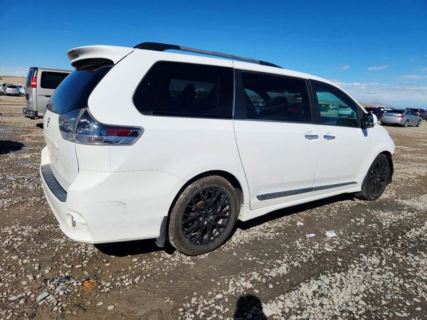 2016 TOYOTA SIENNA — PSRA