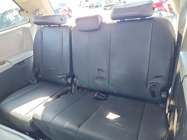 2016 TOYOTA SIENNA — SUVN