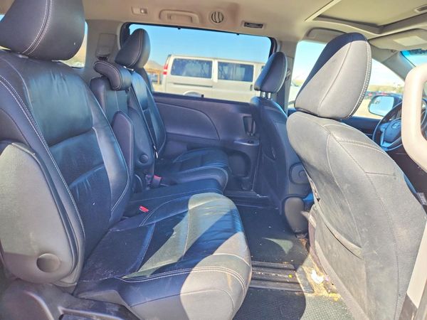 2016 TOYOTA SIENNA — PSRS