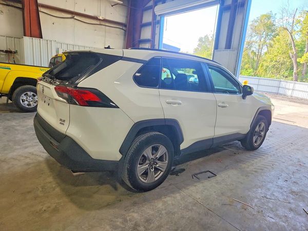 2022 TOYOTA RAV4 XLE — PSRA
