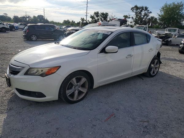 2013 ACURA ILX — DSFA — Front 3/4