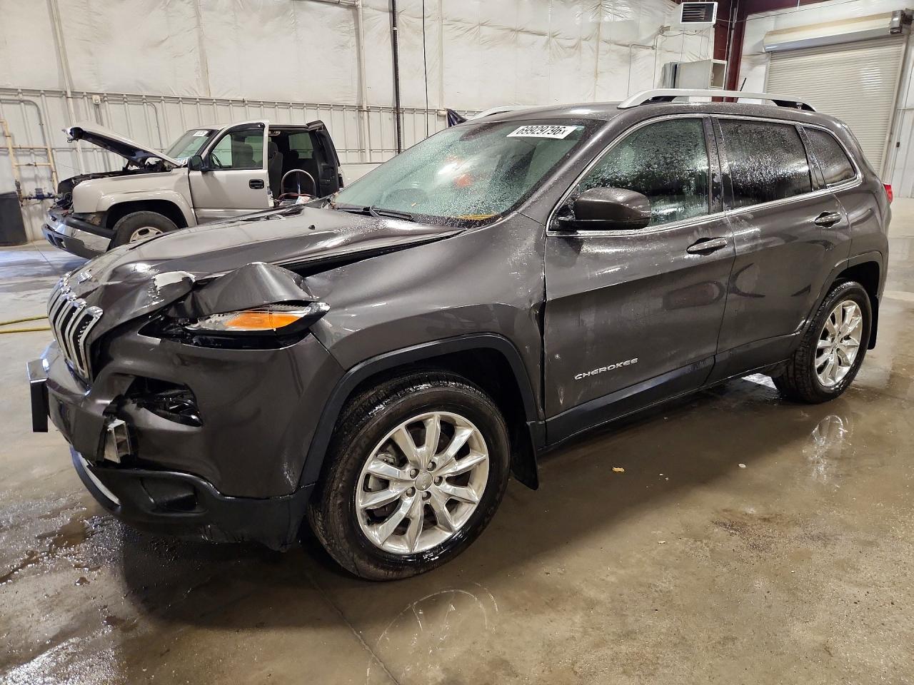 2015 JEEP CHEROKEE Limited — Front 3/4