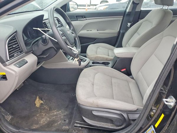 2018 HYUNDAI ELANTRA SE — DENT