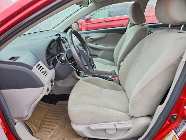 2013 TOYOTA COROLLA — DENT