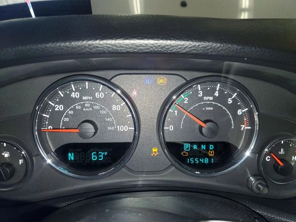 2013 JEEP WRANGLER Sahara — ODOM
