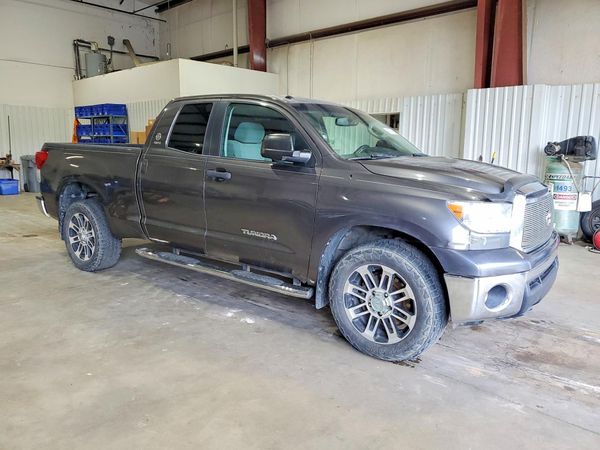 2012 TOYOTA TUNDRA SR5 — Passenger 3/4