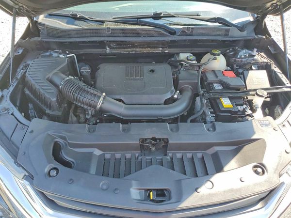 2022 CHEVROLET BLAZER 2LT — Engine bay