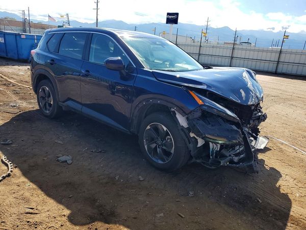 2025 NISSAN ROGUE SV — Passenger 3/4
