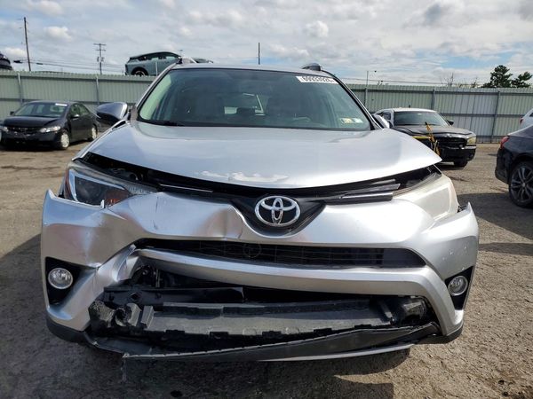 2016 TOYOTA RAV4 XLE (M Grade) — DIRF