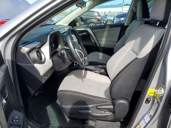 2016 TOYOTA RAV4 XLE (M Grade) — DENT