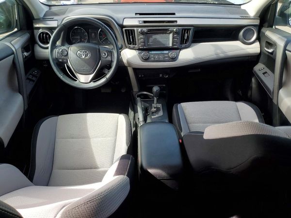 2016 TOYOTA RAV4 XLE (M Grade) — CKPT