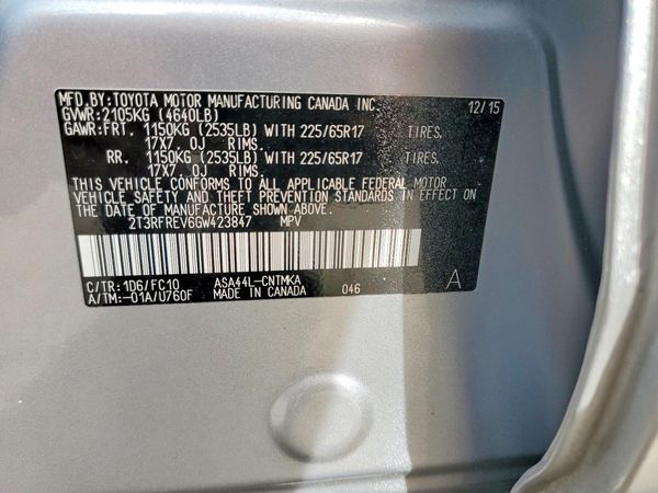 2016 TOYOTA RAV4 XLE (M Grade) — VINS