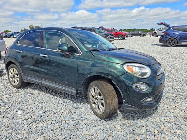 2016 FIAT 500 LOUNGE — Passenger 3/4